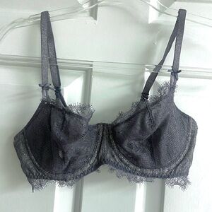 Chic Lace Underwire Bra - Charcoal
